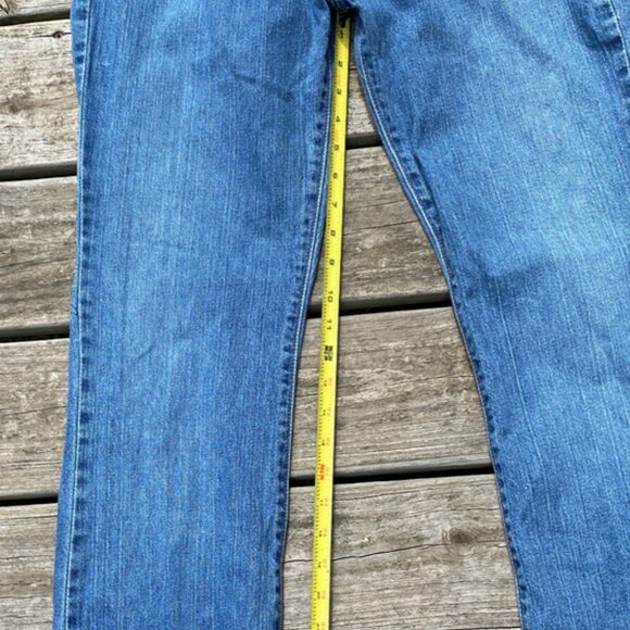 LEVI'S 515 BOOT CUT Womens Blue JEANS Size 10M ( 32 x 30.5 ) - Picture 13 of 16